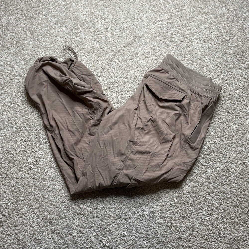 Lululemon Dance Studio Relaxed-Fit Mid-Rise Cargo Pant